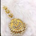 Bahawalpuri Kundan bindiya beautiful design 2 colour available  Multi/golden bindiya for women & girls. 