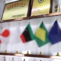 10Pcs Gold-Plated Plastic Base Round Square Flagpole Base Table Flag Holders Mini Flag Bases Decoration Natuo. 