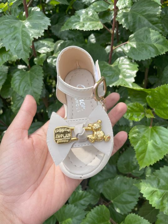 %5B1%20to%208%20years%5D%20Girl%20Sandals%20,%20Girl%20Sandals%20High%20heels%20,%20Girl%20Sandal%20and%20Slippers%20,%20Girl%20Sandal%20Fancy%20,%20Girls%20Sandals%20Kids%20,%20Girl%20Sandles%20,%20Girls%20Sandal%20summer%20,%20%20Girls%20Sandals%20Stylish%20,%20kids%20sandal%20girls%20,%20Adjustable%20Strap%20Sandals%20for%20girls%20,%20baby%20sandal%20-%20Image%204