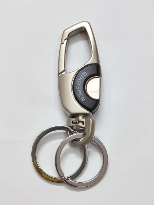 Unique%20Style%20Stainless%20Steel%20Key%20Ring%20with%20Double%20Hook%20Chrome%20Plated%20key%20Chain%20Best%20Keychain%20For%20Gift%20High%20Premium%20Quality%20China%20Imported%20-%20Image%202
