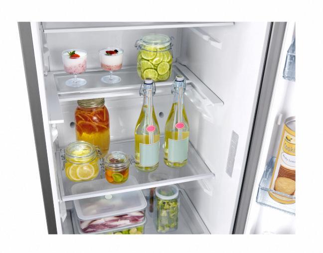 Samsung%20RR39M73107F/SG%20Tall%201%20Door%20with%20No%20Frost,%20375L%20-%20Image%208