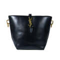 WalkEaze Stylish Hand Bag For Women and Girls - designcode: 14968b. 