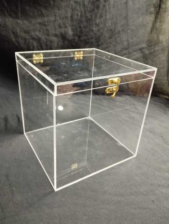 Acrylic%20Plastic%20Gift%20Box%20Size%208x8x8%20Inches%20Transperent%20-%20Image%205