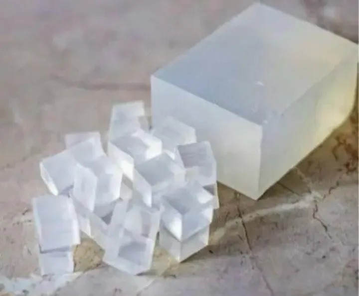 Transparent%20Glycerin%20Soap%20Base%20Melt%20and%20Pour%20%20(Best%20Quality)%20For%20Hand%20Made%20Soap%20-%20Image%202