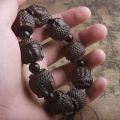 Agarwood bracelet carved Buddha head Buddha beads for men and women agarwood bracelets for men and women to play with beads Buddha beads bracelets. 