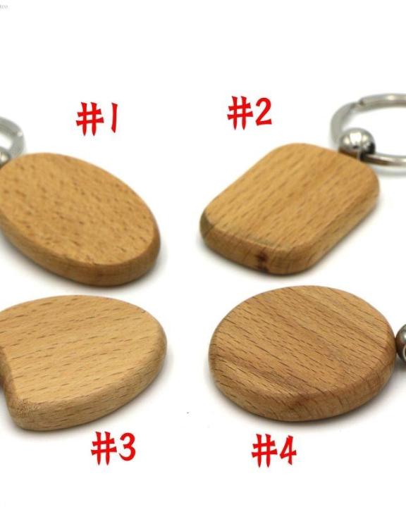 10 Customized Keychains Wooden
