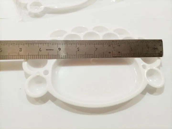 Color%20Mixing%20Tray%20Painting%20Tray%20Art%20Palettes%2016%20Compartments%20%208%20inches%20Length%20&%205.5%20inches%20width%20Color%20Mixing%20Pack%20of%201%20PCs%20-%20Image%2010