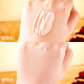 TVLV Pure Emollient Brightening Foundation Cream: Delicate nude makeup, moisturizing concealer, long-lasting makeup, and brightening the complexion. 