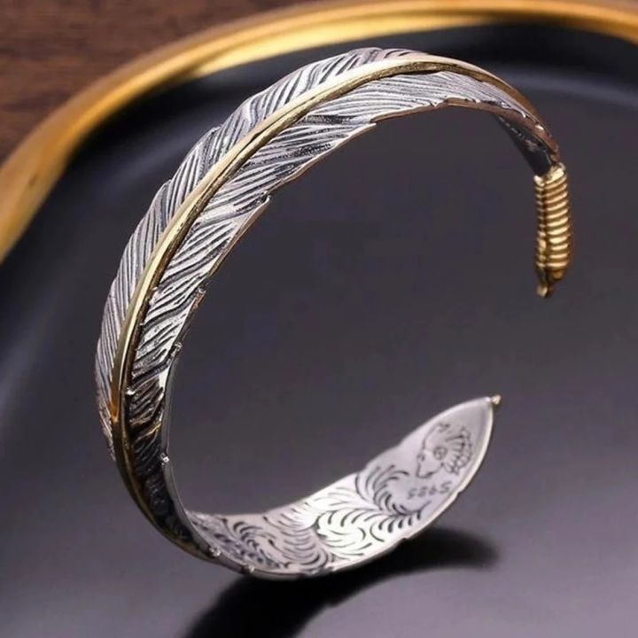 Vintage Carved Pattern Feather Bangle Bracelet Creative Design Opening Adjustable Men and Women's Models