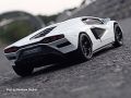 Kinsmart Lamborghini Countach LPI 800-4 - 1/38 Scale diecast Model. 