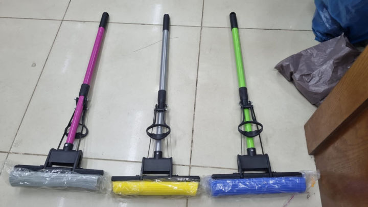 **Telescopic Handle Squeegee Absorber Sponge Mop with Auto Water Absorption and Squeezing Foam Head**