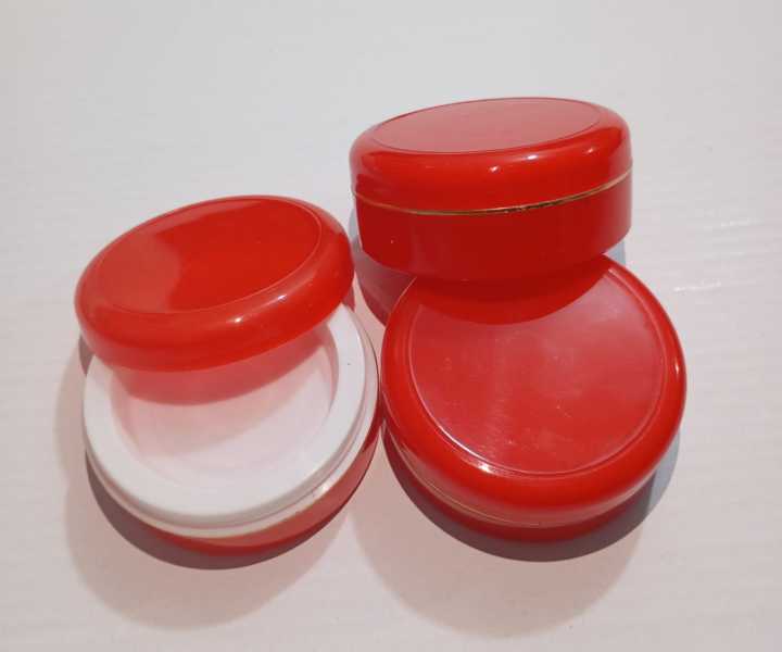 Pack%20of%2010%20Empty%20Cream%20Containers%20Cosmetics%20Jars%20for%20Makeup%2018%20Gram%20Red%20-%20Image%203