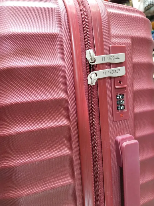 it%20luggage%20Resonating%20Hardsided%20Suitcase%20%20Travel%20Bag%20%7C%208%20Wheel%20Trolley%20%7C%2016-2630A-08%20%7C%20Blue%20Fog-Set%20of%203-%20Large,%20Medium,%20Cabin-%2080%20cm,70%20cm,%2054%20cm%20-%20Image%205