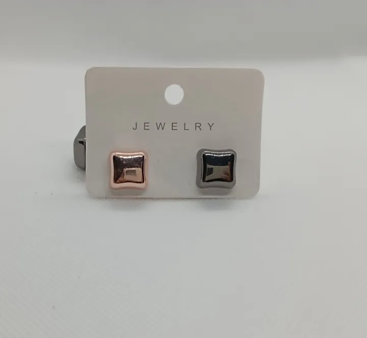 Strong%20Hijab%20Magnetic%20Pins%20No%20Snag%20Multi%20Use%20Hijab%20Magnets%20Professional%20Pinless%20Magnetic%20Hijab%20Pins%20-%20Image%204