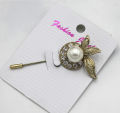 Unique Fashion Scarf Brooch Flower shape with Crystal & stone Statement Pin for hijab and Function Wear Wedding Jewelry Accessories  for Girls, Women, her High Quality​ golden. 