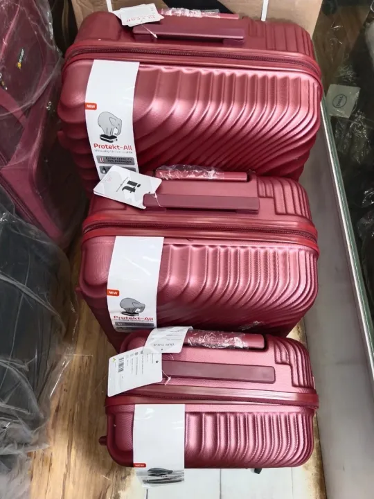 it%20luggage%20Resonating%20Hardsided%20Suitcase%20%20Travel%20Bag%20%7C%208%20Wheel%20Trolley%20%7C%2016-2630A-08%20%7C%20Blue%20Fog-Set%20of%203-%20Large,%20Medium,%20Cabin-%2080%20cm,70%20cm,%2054%20cm%20-%20Image%204