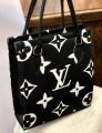 Lv bag  FOR GIRLSMUSHTAB. 