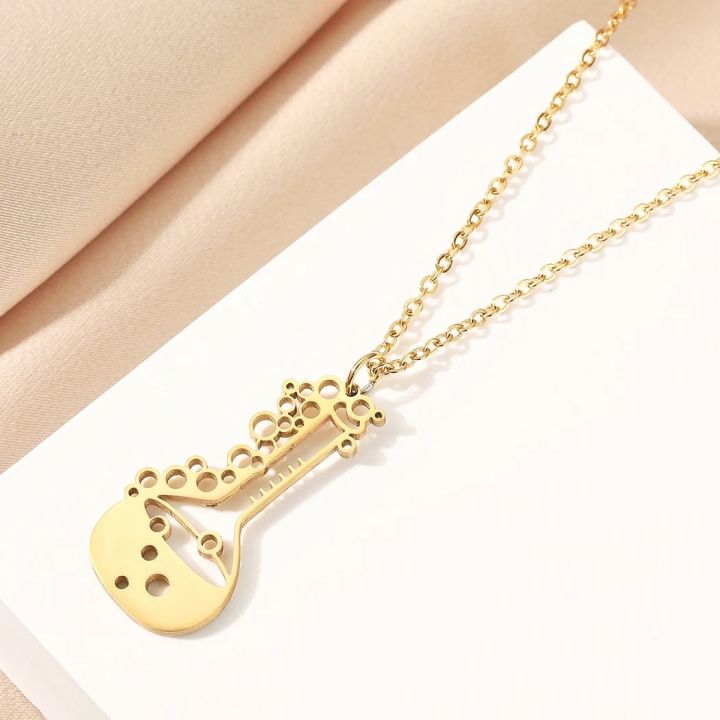 CHENGXUN Volumatric Flask Chemistry Pendant Necklace for Women Girls Stainless Steel Charm Neck Chain Jewelry Scientist Gift