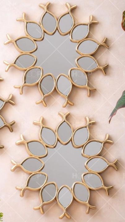 Multiple%20Mirror%20Home%20Decoration%20&%20Gift%20Plastic%20&%20Mirror%20Material%20Good%20Look%20New%20Design%203%20Pcs%20Available%20-%20Image%203