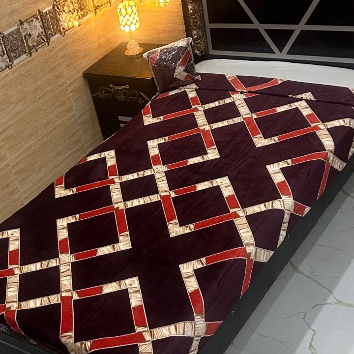 Single%20Bed%20AC%20Blanket/Combol%20%20Fabric%20Soft%20flees%20Elegant%20&%20Beautiful%20Designing%20Single%20Bed%20Size%20-%20Image%202