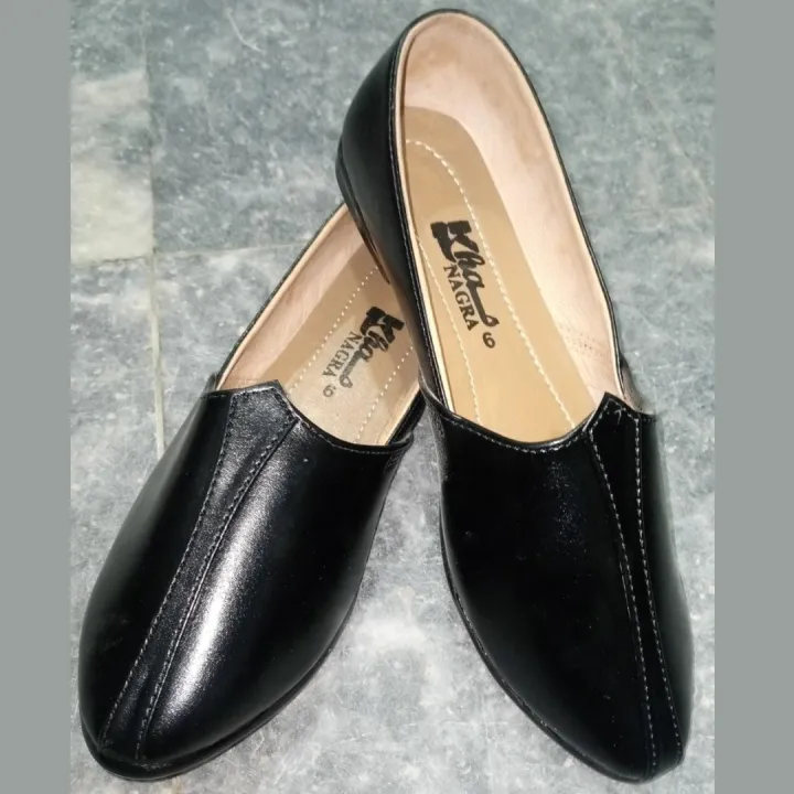 Pumps%20For%20Men%20-%20Black%20-%20Trendy%20Fashionable%20-%20Image%202