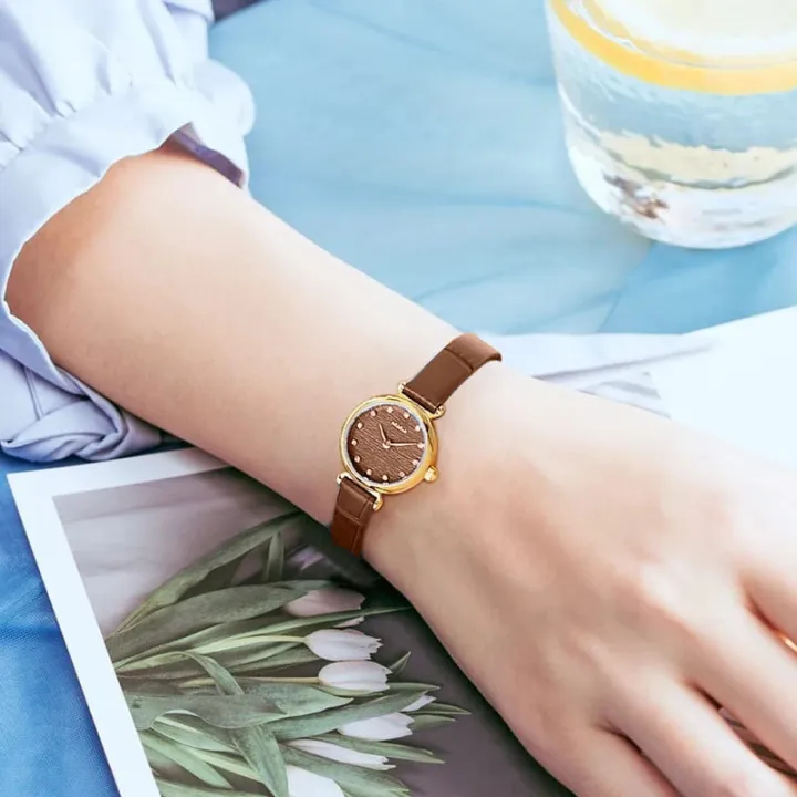 Elegant%20Leather%20Strap%20Quartz%20Watch%20for%20Women%20Top%20Brand%20Trendy%20Watch%20For%20Girls%20Stylish%20Watch%20For%20Ladies%20-%20Image%204