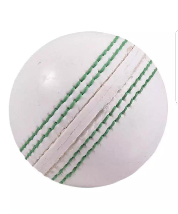 Practice%20Ball%20Indoor%20Tape%20Ball%20Bat%20Synthetic%20Red%20and%20White%20Play%20with%20Cricket%20Bat%20-%20Image%204