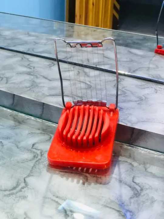 Egg%20Slicer%20/%20Egg%20Cuter%20-%20Boiled%20Egg%20Slicer%20-%20Image%203