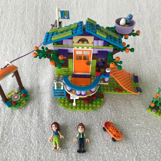 Tree%20House%20Friends%20Building%20Blocks%20Toy%20For%20Kids%20-%20Item%20No.JG318%20-%20365+%20Pcs%20-%20Image%205