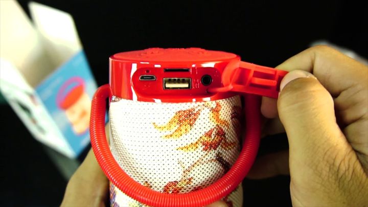 Portable%20Wireless%20Bluetooth%20Speaker%20Tg138,%20with%20TF/USB/FM/Aux/Handsfree,%20-%20Image%206