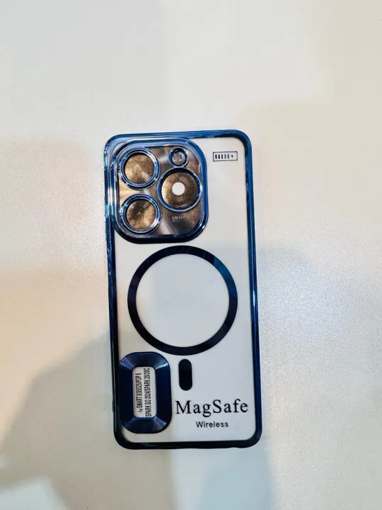 Tecno%20Spark%20Go%202024%20Back%20Cover%20Luxury%206D%20Plating%20Soft%20Case%20-%20MAG%20Safe%20Design%20-%20Tecno%20Spark%20Go%202024%20Back%20Cover%20-%20Image%207