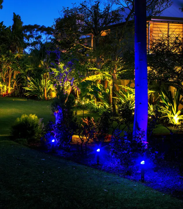 Garden%20Light%20Water-proof%207W%20-%20Blue%20colour%20-%20Image%205