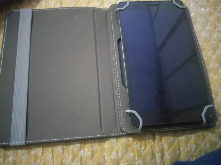 Universal%20Tablet%20Cover%2010%20Inches%20-%20Image%2010