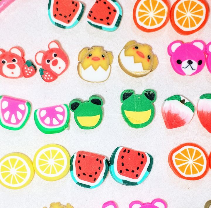 Cute%20Cartoon%20&%20Fruit%20Stud%20Earrings%20Set%20for%20Kid%20Girls%20%E2%80%93%206,%2012%20Pairs%20of%20Plastic%20Fun%20&%20Colorful%20Ear%20Studs%20-%20Image%208