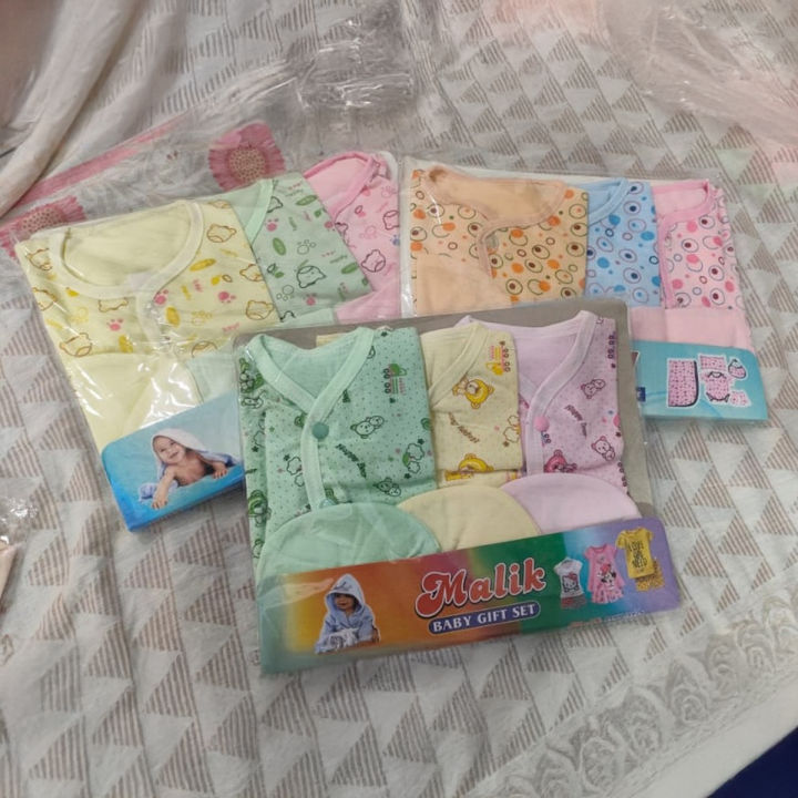 Pack%20of%203%20-%20New%20Born%20Baby%203%20Piece%20Suit%20-%20Shirt,%20Pajama%20and%20Cap%20-%20Cotton%20Stuff%20-%20Summer%20Collection%20-%20Multicolors%20-%20Baby%20Clothes%20-%20Best%20Quality%20-%20Image%203