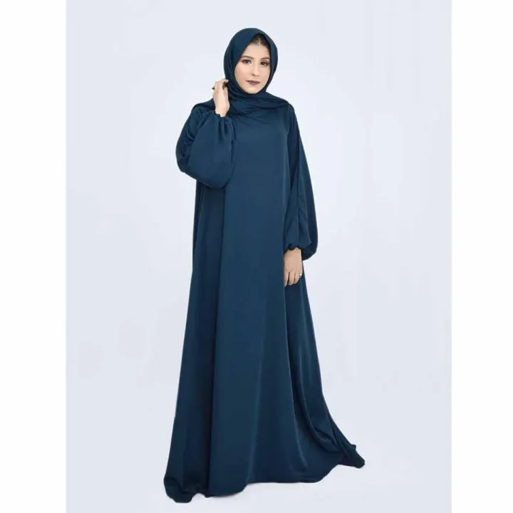 Simple%20and%20Elegant%20Abaya%20for%20Women%20%E2%80%93%20High-Quality%20Fabric,%20Professional%20Designer%20Design%20-%20Image%202