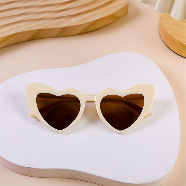 Fashion Heart Shap Cute Kids Sunglasses Big Frame Glitter Pink Summer Sun Shades Glasses Outdoor Eyeglasses UV400 Trend Eyewear