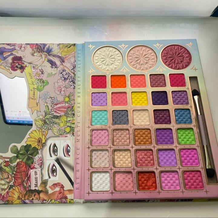 Too%20Faced%20Multi%20Cube%20Eye%20&%20Face%20Beauty%20Palette%20%E2%80%93%2027-Color%20Eyeshadow%20&%20Blush%20Palette%20with%20Built-In%20Mirror%20&%20Dual%20Brush%20%7C%20Professional%20All-in-One%20Makeup%20Kit%20-%20Image%205