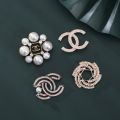 Spot Wybu 2022 Newest 8 Letters Brooch Luxury Pin Tudong Rhinestone/Pearl Rhinestone Brooch Jewelry Gift. 