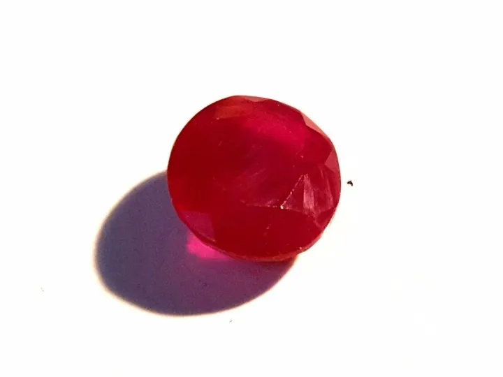 Synthetic%20Kabuli%20Ruby%20/%20Yaqoot%20-%20Image%203