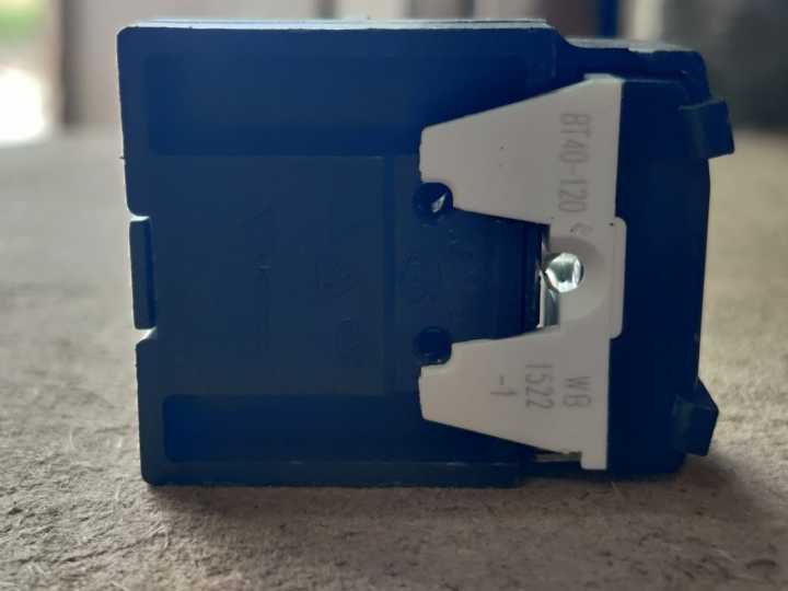 Haier%20Refrigerator%20Relay%20Overload%20Protector%20-%20Image%203