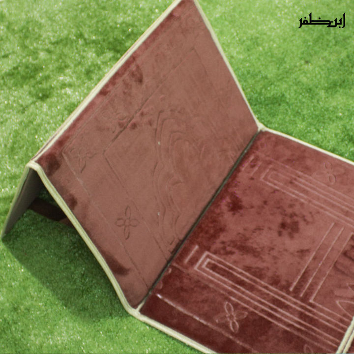 Traditional%20Turkish%20Style%20Prayer%20Rug%20%7C%20Jai%20Namaz%20with%20Foam%20%7C%20Janamaz%20Foldable%20Prayer%20Mat%20with%20Back%20Support%20-%20Image%2010