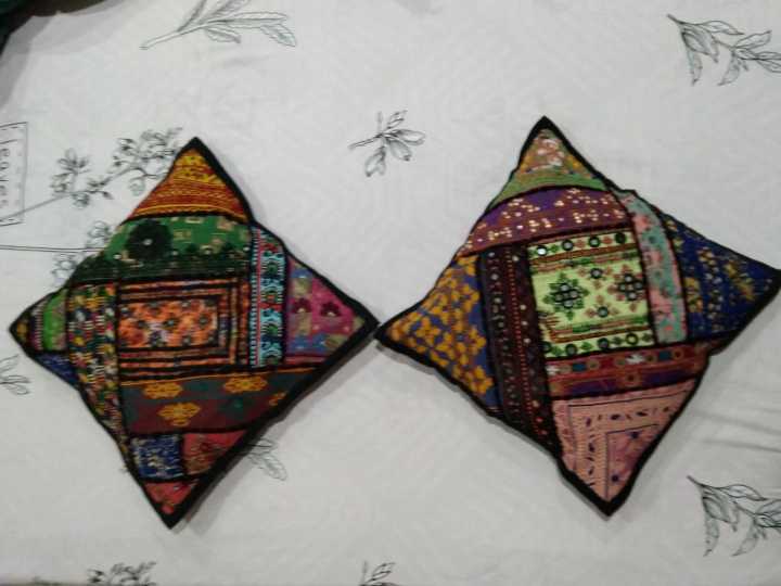 Multicolor%20Handmade%20Cushion%20Covers%20Set%20For%20Sofa%20Pack%20of%202%20-%20Image%202