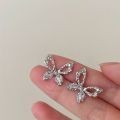 Elegant Butterfly Earrings Women Advanced Sense Earrings Exquisite Rhinestone Earrings TK. 