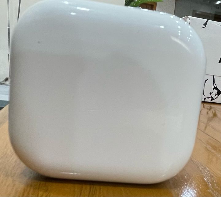 APPLE%20FAST%20CHARGER%20%7B20-W%7D%20USB-C%20TYPE%20WHITE%20COLOUR%20FOLDING%20PINS%20Official%20Apple%2020W%20USB-C%20Power%203-Pin%20UK%20Adapter%20-%20Image%203