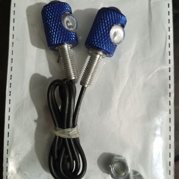 Mini%20led%20indicators%20for%20bike%20(1pair)/Small%20indicators%20use%20as%20a%20number%20plate%20indicators%20for%2070cc%20&125%20-%20Image%204