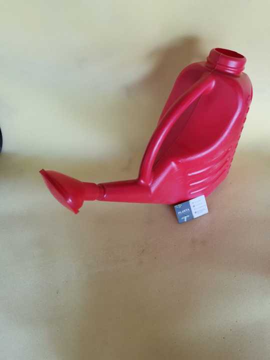 Garden%20Sprayer%20&%20Sprinkler%20-%20Green%20-%20Image%203