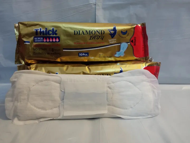 Diamond%20original%20sanitary%20pads%20for%20girls%20periods%20with%207%20high-tech%20protective%20layers,%2010%20super%20plus%20pads%20-%20Image%205