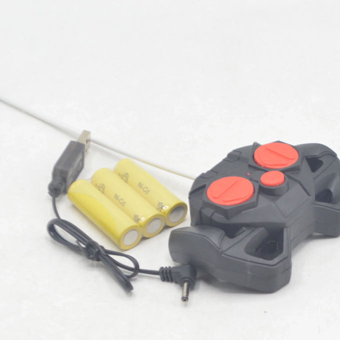 Lamborghini%20Veneno%20RC%20Car%20-%20Rechargeable%20Remote%20Control,%201:18%20Scale%20with%20Lights,%20Sounds,%20and%20Openable%20Doors,%20Green%20-%20Image%205