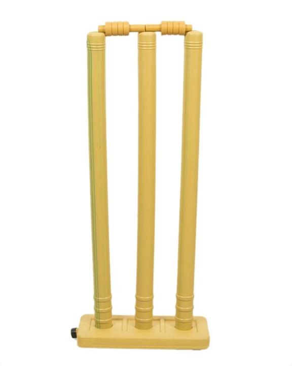 Plastic Wickets with Bails - Brown